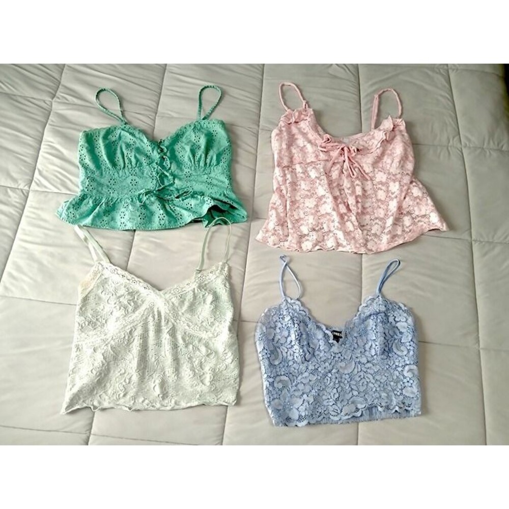 4 Lace Camisole Tops, Size S/M